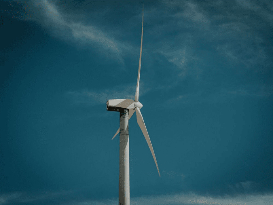 Energy & Utilities — Keep the grid efficient and resilient